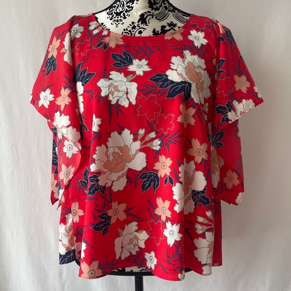 EUC Zara Red Floral Split-back Kimono Top Size M - Picture 2 of 4